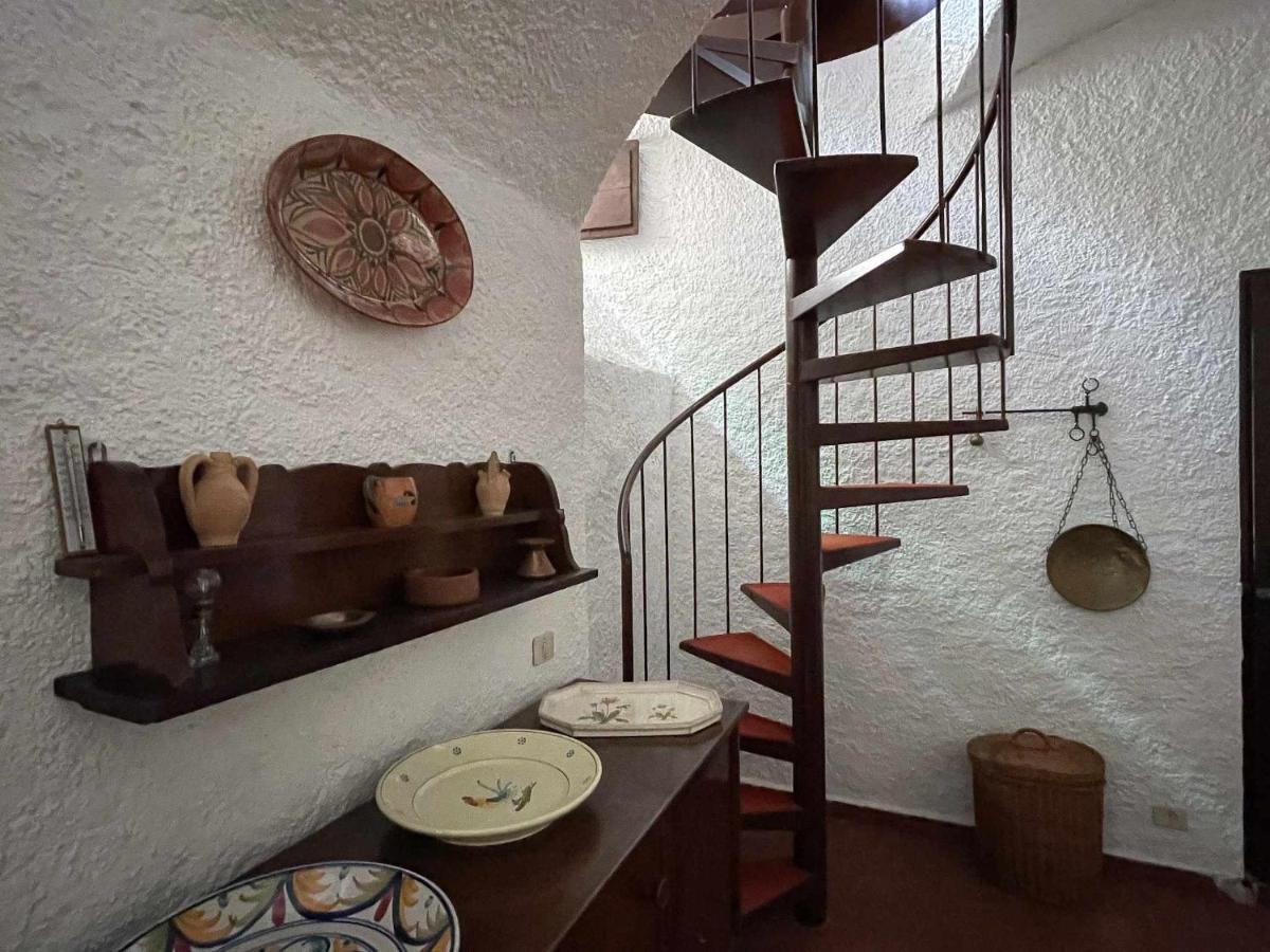 Il Convento Ancient Apartment With Private Garden Bellagio Exterior photo