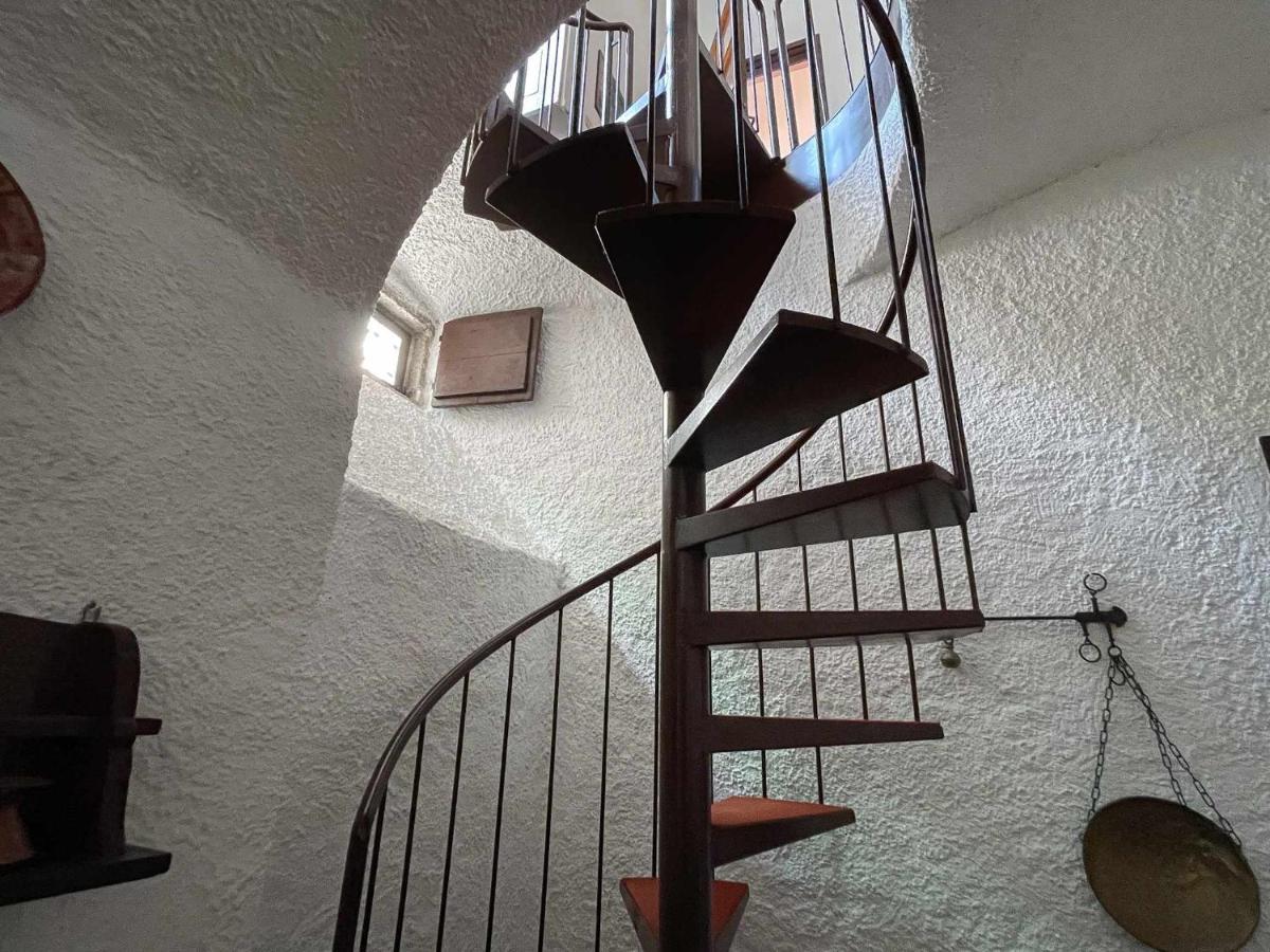 Il Convento Ancient Apartment With Private Garden Bellagio Exterior photo