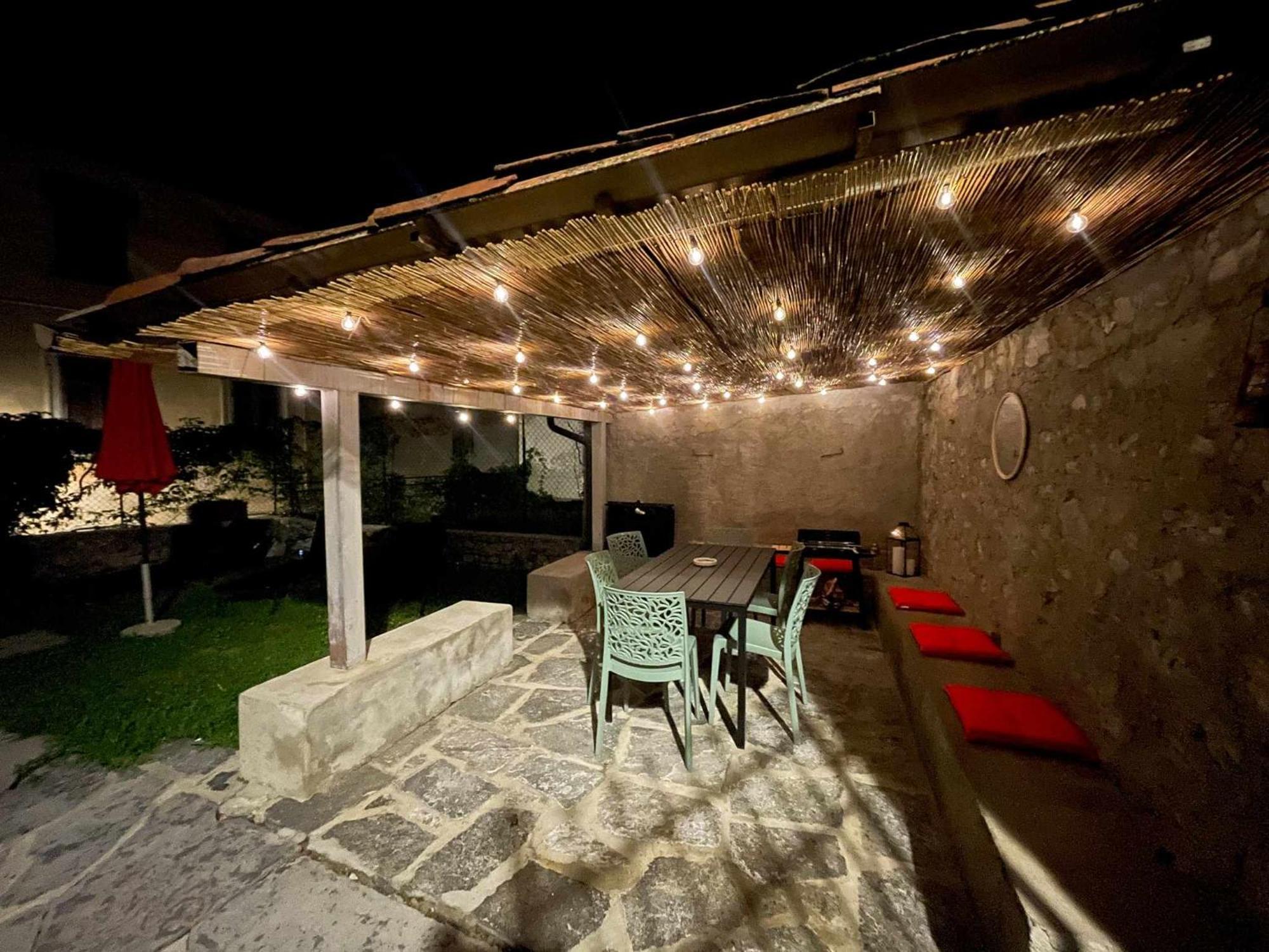 Il Convento Ancient Apartment With Private Garden Bellagio Exterior photo